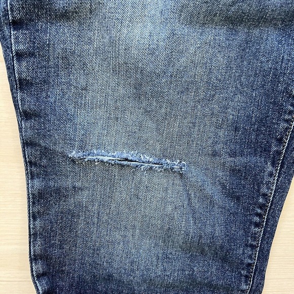 Old Navy High Waisted O. G. Straight Ripped Cut Off Jeans Plus Size 14 New NWT - Picture 4 of 12
